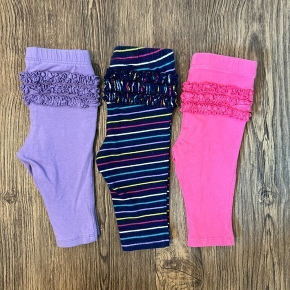 Bundle of Old Navy Ruffle Bottom Leggings Baby Girls size 3-6M
